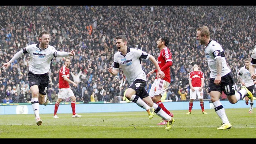 Happy birthday to Craig Bryson x 