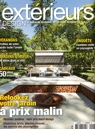 jardin_chic's tweet photo. Parution @jardin_chic dans Extérieurs Design Nov/Déc 2015 @SerralungaItaly @EvasoloOfficial #coro #fatboy #laboul https://t.co/KQFEDX8no4