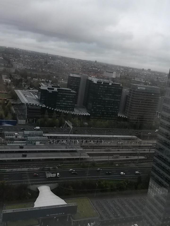 ICCNederland's tweet photo. Niveau studenten hoog bij zakelijke @CvCmediation @ICCNederland  #mediationcompetition in zakelijk hart A'dam https://t.co/2zhPfVNCGy