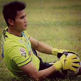 persib's tweet photo. Penjaga gawang PERSIB Shahar Ginanjar sampaikan salam perpisahan. Shahar akan bergabung dengan Mitra Kukar #persib https://t.co/iSWcTtq9eI