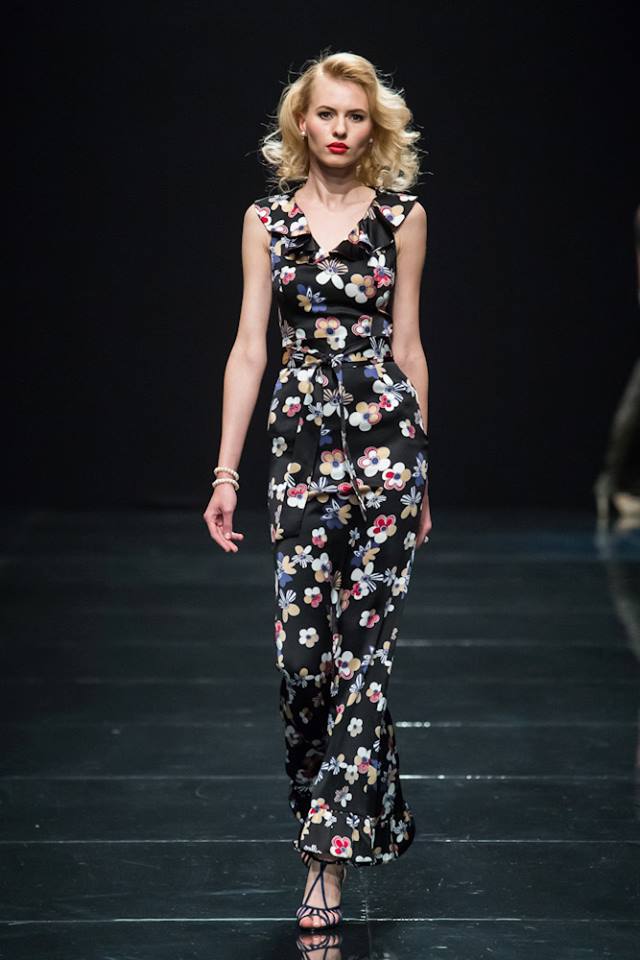 OxFashionStudio's tweet photo. Discover #AlenaMilanskaya at our #LACollections. Tickets are available here ▸ https://t.co/I5V8OnATH5 #OFS https://t.co/K9vlRScwSm