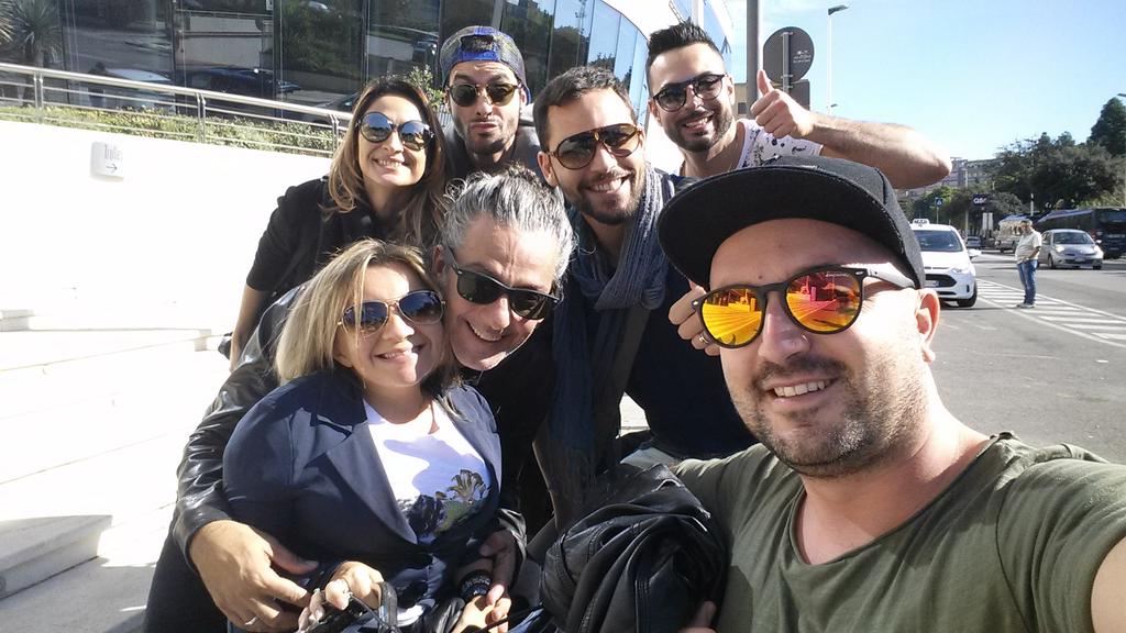 TerranovaSimone's tweet photo. Mitico @Fiorello saluta il #TeamMaMa a Cagliari #BriceMartinet #ElenaFalbo #AndreaCarpinteri #AnthonyPeth #MaryCalvi https://t.co/sSE1cXLjaT