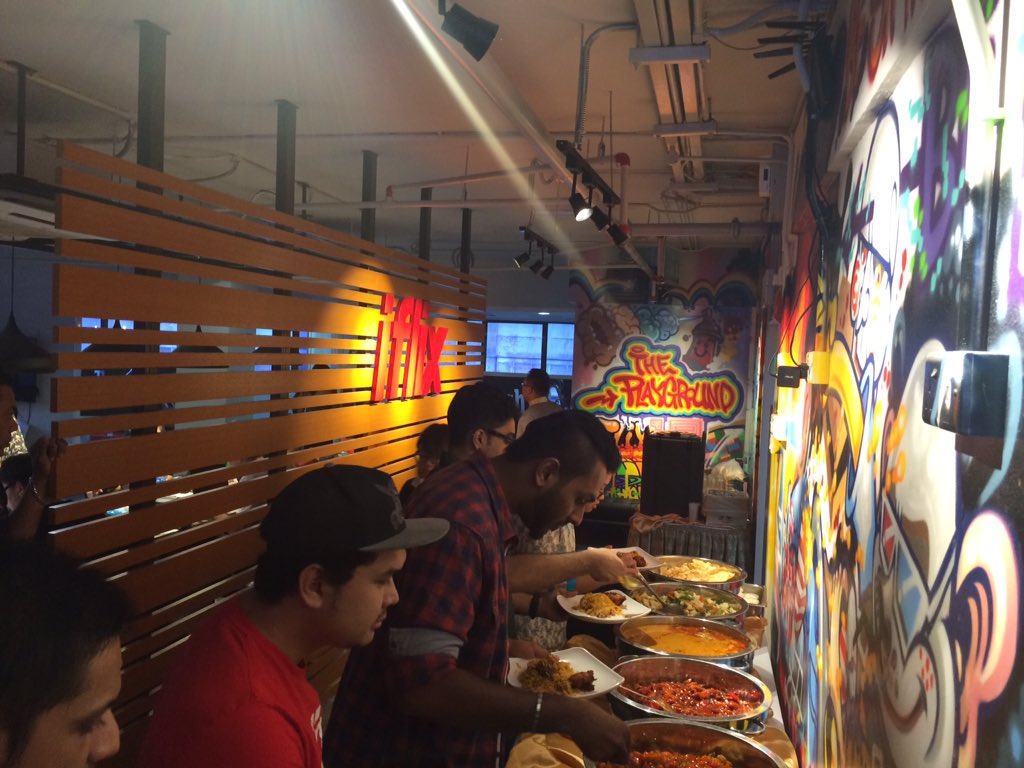 Monik's tweet image. It's good to start your work on Friday ;-) #TGIF