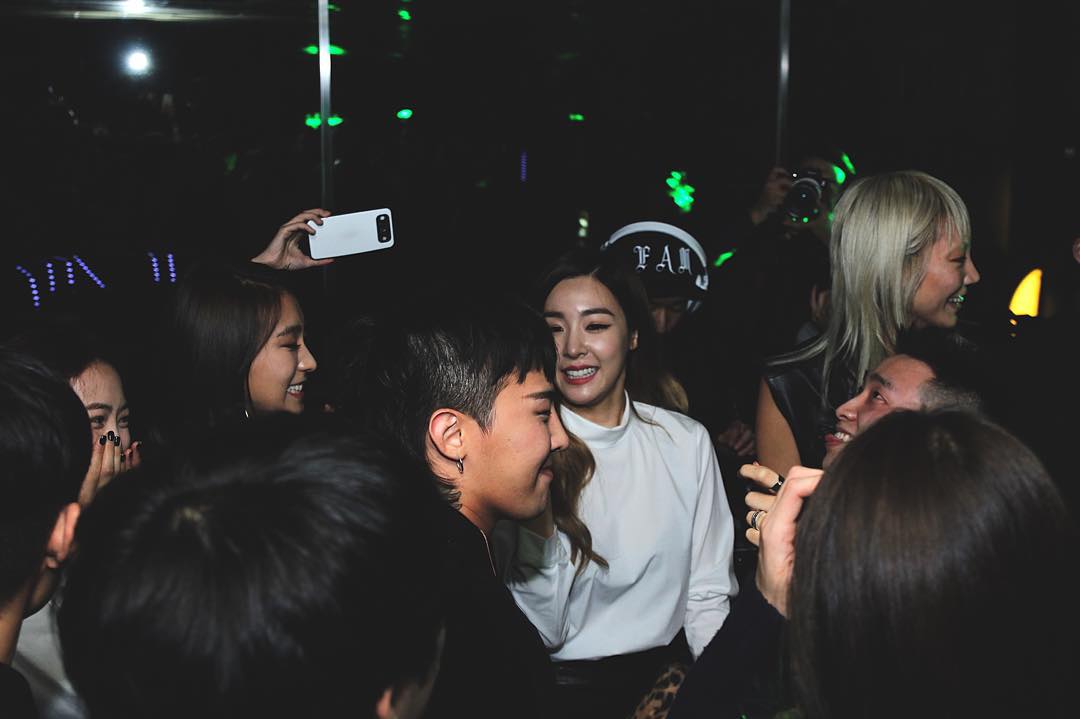 [PIC][05-11-2015]Tiffany tham dự sự kiện "PHIATON x TEDDY Launching Party" vào tối nay CTI-0wfVAAAfmqI