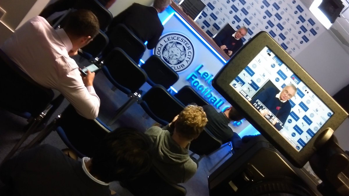 RCVisuals's tweet photo. Got a handshake yesterday from what could be the nicest man in football! #lcfc https://t.co/l0NikJ7x4n