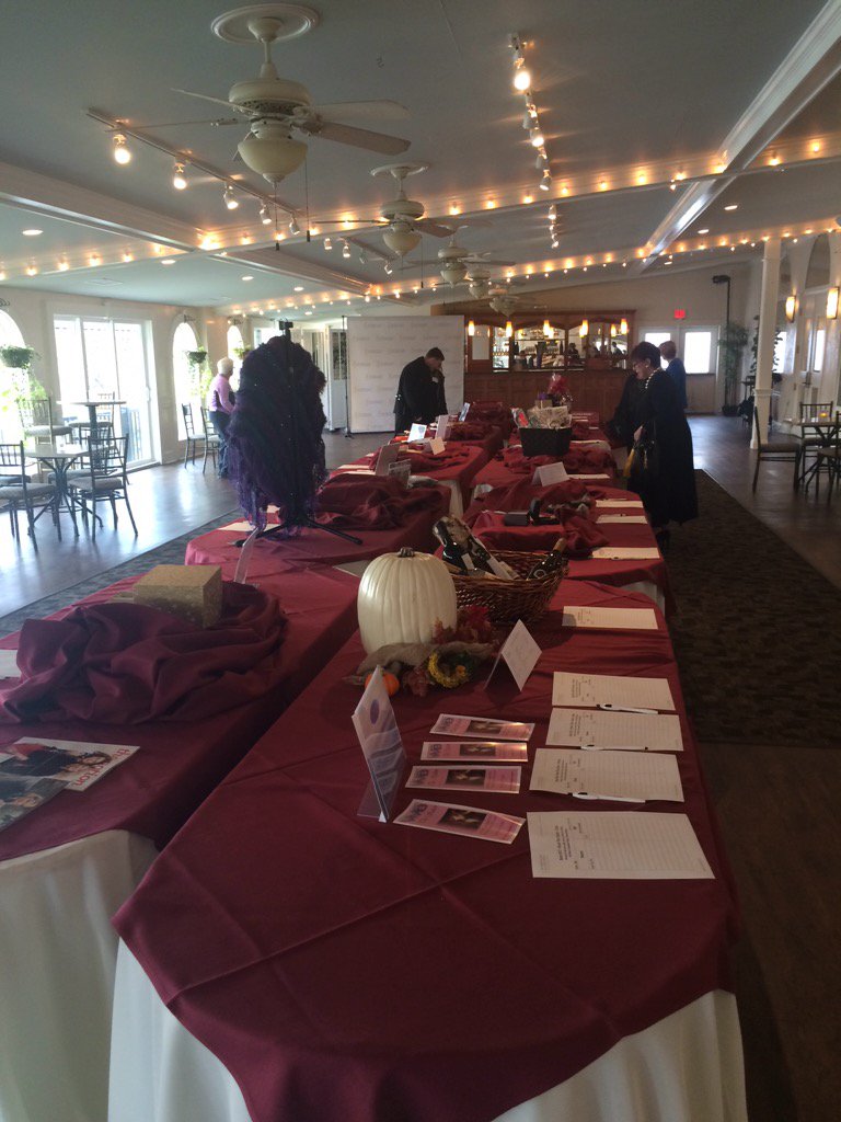 Silent auction set to go for the 8th #Trailblazers luncheon!! WFinspire