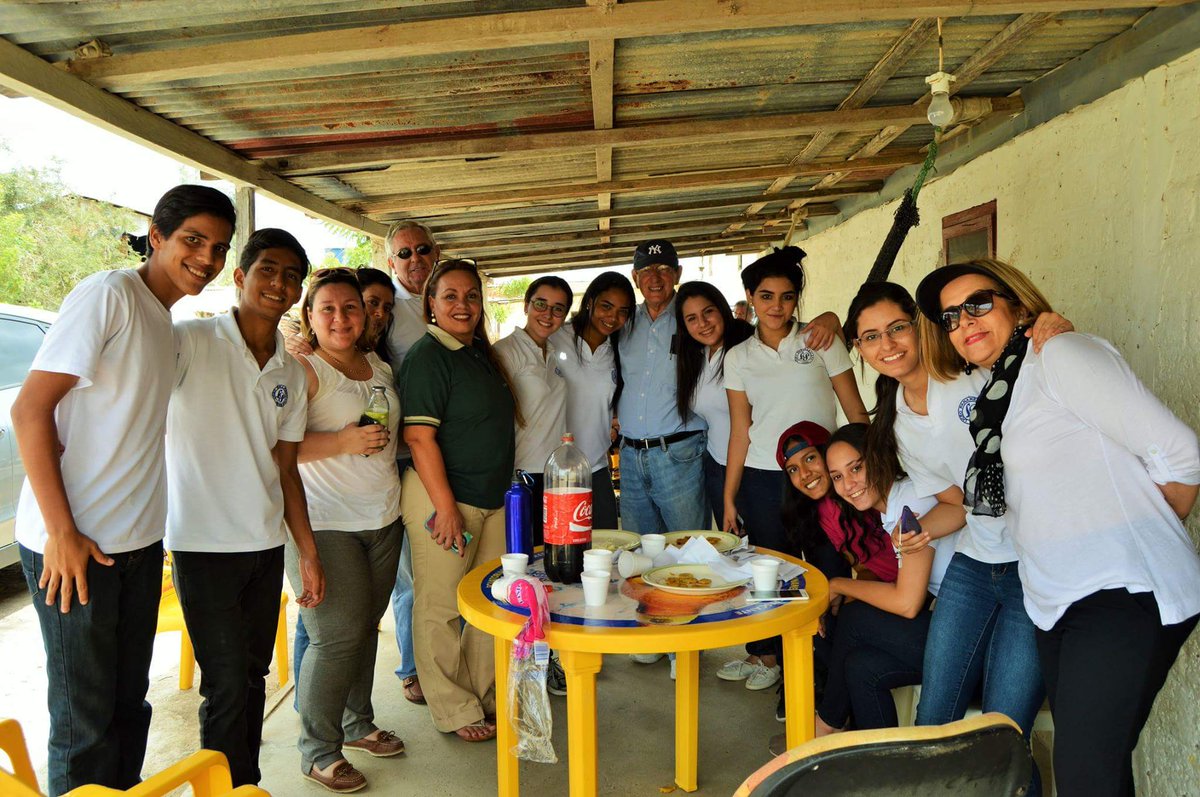 DomenicaBorjaH's tweet image. Gracias Marco por está foto ! #Interactweek