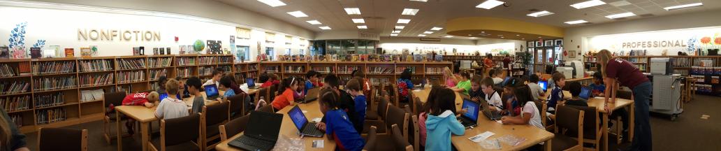 SOESTechTweets's tweet image. 2nd grade is using Photostory to describe landmarks in Round Rock!