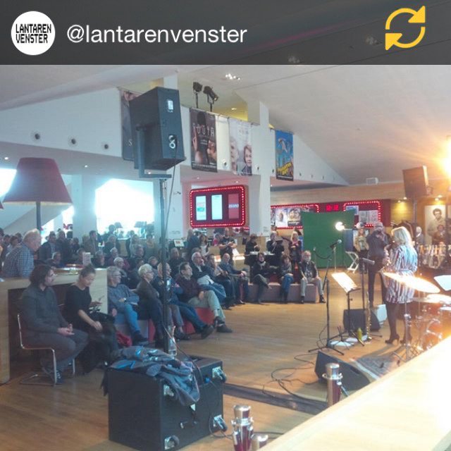 Steph_Francke's tweet photo. RG @lantarenvenster: Een 'view from the stage.' #lunchconcert #StephanieFrancke @LantarenV... #regramapp https://t.co/f0IrdslJgC