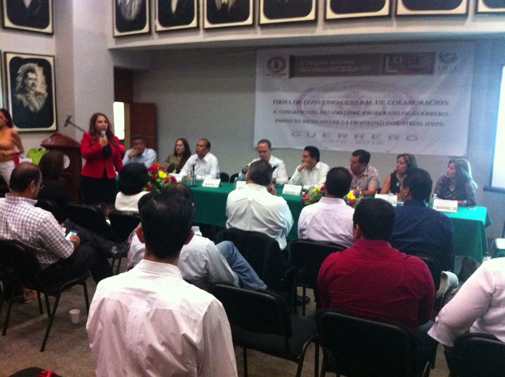 Gersonleyva's tweet photo. Iniciando la firma del convenio general de colaboración congreso-IMPI @IMPI_Mexico @VargasMaluisa https://t.co/bwmNGz8O6q