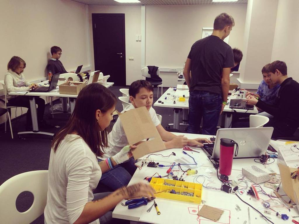 insta_arduino's tweet image. ift.tt/1SvYaRo - #robotics #goto_camp #goto_camp6 #arduino by goto_goto_goto @ ift.tt/1NTW5gz