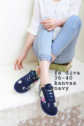 ShoesWida's tweet photo. 80rb https://t.co/vsbuw28lGL