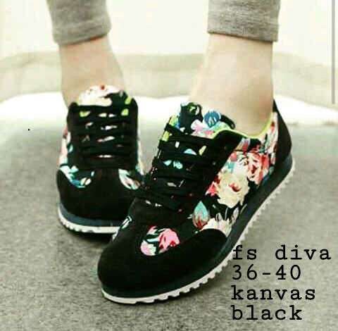 ShoesWida's tweet photo. 80rb https://t.co/TW7KiezcCR