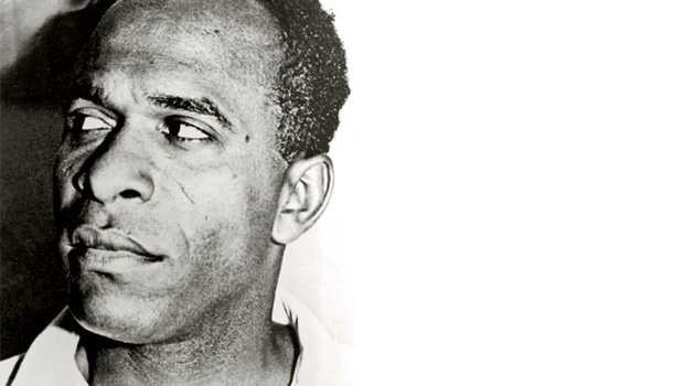 Ed_LaDecouverte's tweet image. Frantz Fanon par Jean Khalfa dans @LesNCC - Écrits inédits sur l'aliénation et la liberté bit.ly/1NTsXGd
