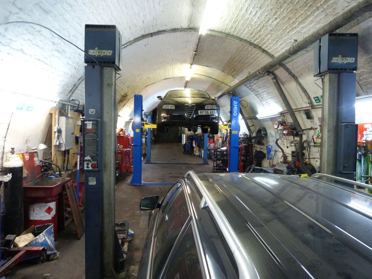 DaltonsBusiness's tweet photo. Profitable #GarageForSale providing MOT &amp; Bodywork in 10,000 sq ft railway arch premises!    https://t.co/DI8w0CAeNK https://t.co/vvZBfk2BZY