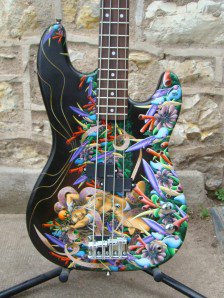 ATyrecs's tweet photo. LiGht Basse @BassMusicianMag <3 custom https://t.co/lK18cmciv8
