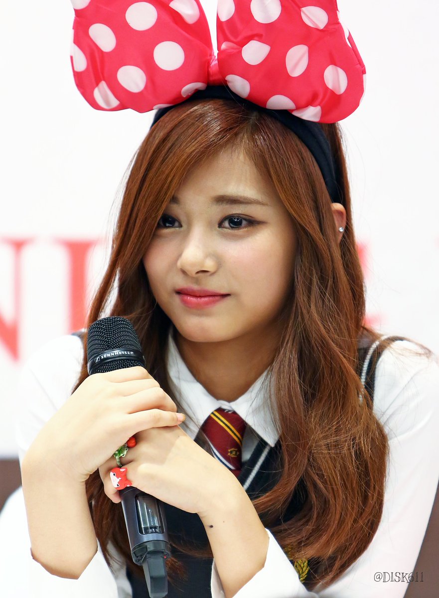 2015.10.30 TWICE _ ツウィ ⑦ (쯔위,Tzuyu) 明洞サイン会にて撮影しま