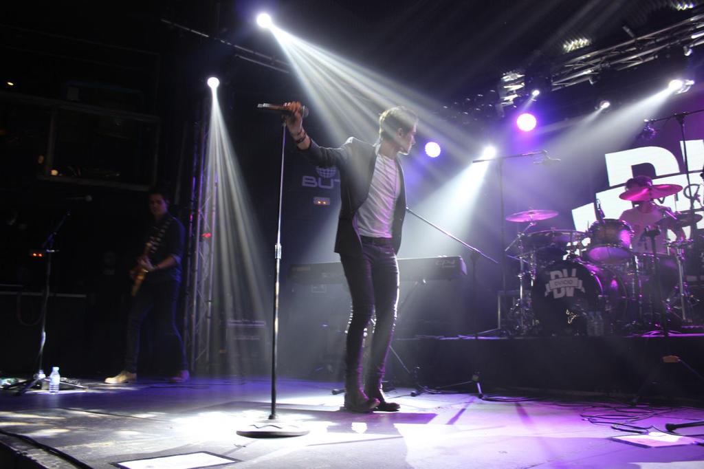 Embedded image permalink