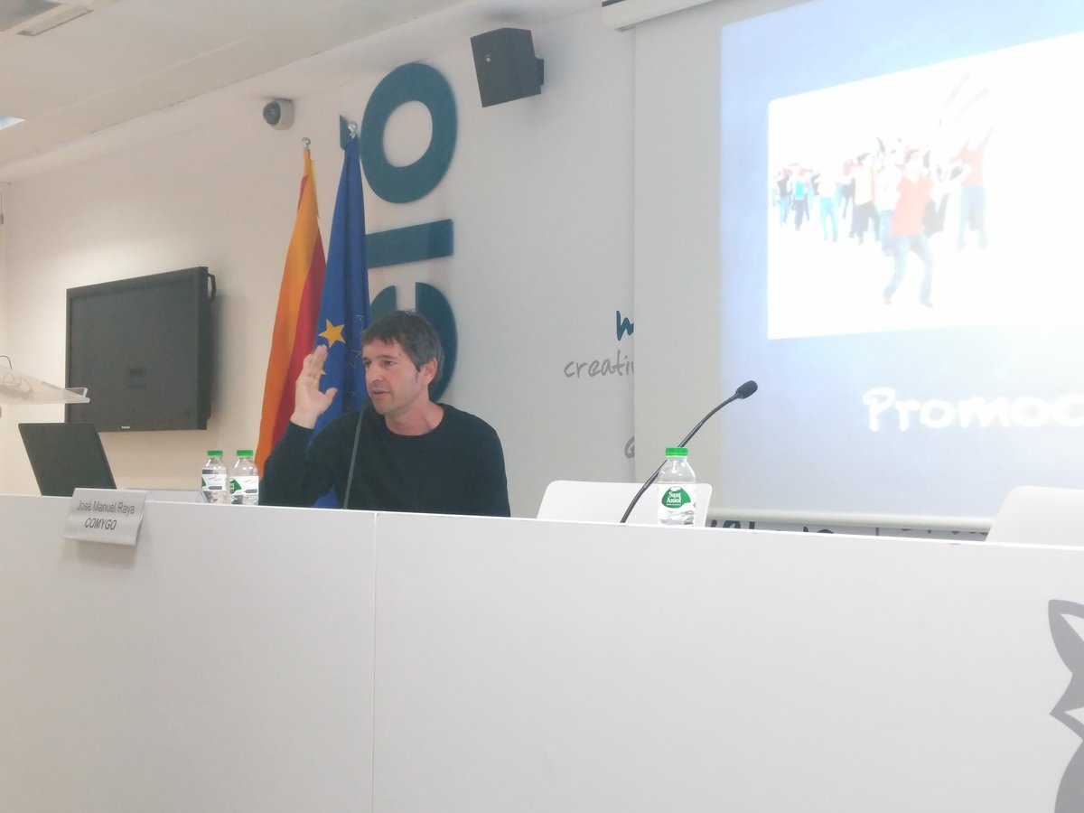 isaacbosch's tweet photo. Con Jose Manuel de .@Comygoecommerce una gran ponencia de #legal #ecommerce https://t.co/exGSnxJ9yX