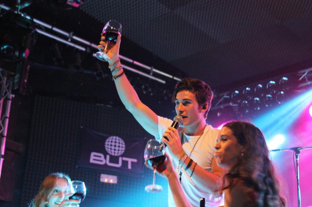 Embedded image permalink