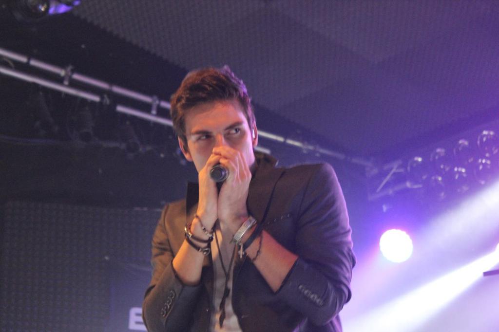 Embedded image permalink