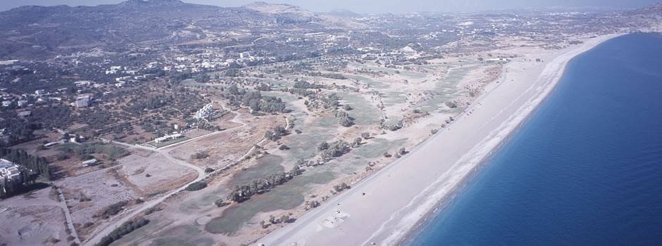 tekmongeomatics's tweet photo. #Land_Development Why investors are still investing in Greece despite the recession. https://t.co/Wcx5pAIAbs https://t.co/OZnMcN5Pjk