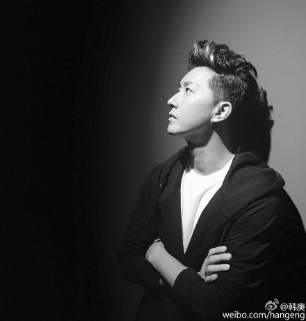 GengFans_Italy's tweet photo. [06.11.2015] Hangeng su weibo
"Dieci anni, ho voi con me" https://t.co/BXCldItKVs