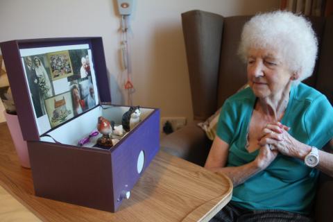 ace_national's tweet photo. ICYMI: Artist @ChloeMeineck answers #5Questions about her Music Memory Box project:
https://t.co/30dBmQmDKd https://t.co/X81MobYC7x