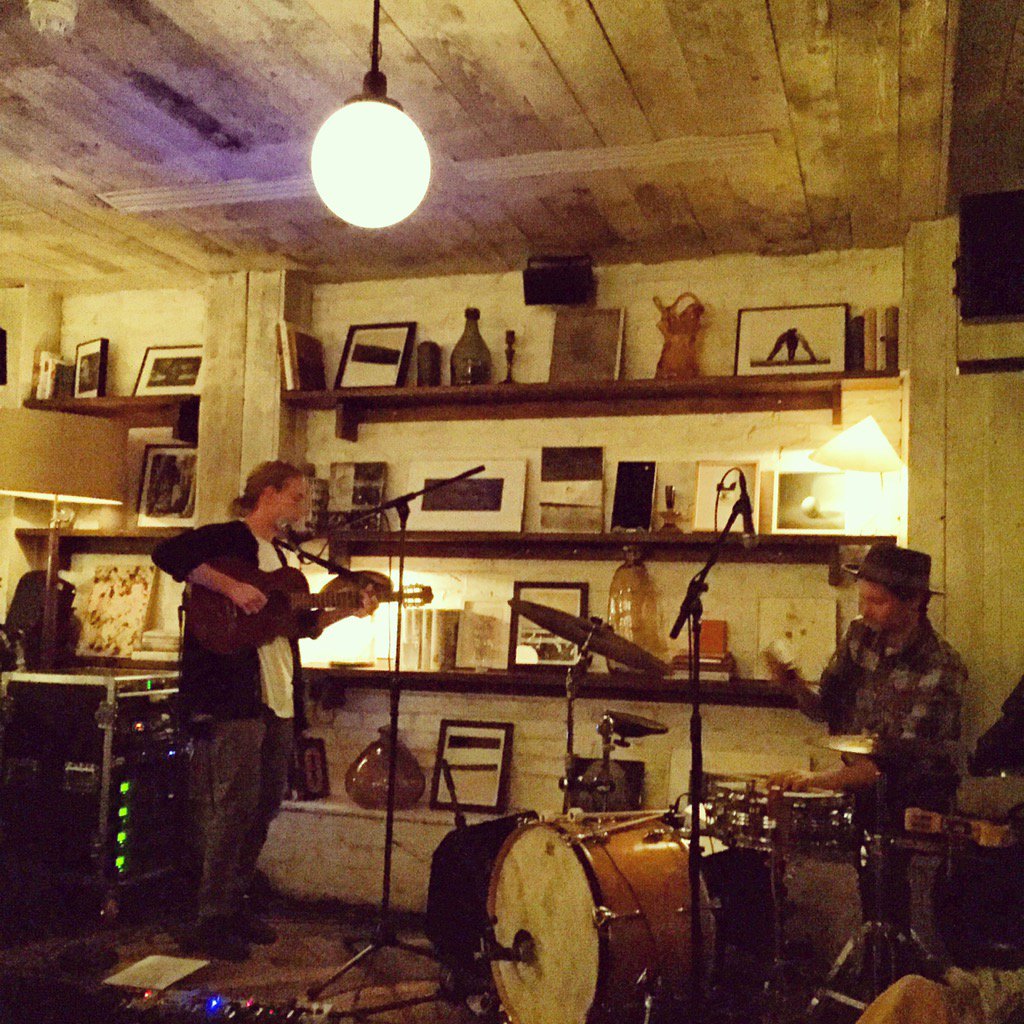 cheloumusic's tweet photo. Had fun in Soho the other night! https://t.co/L64wHnQwt0