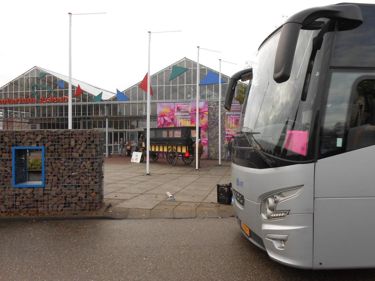 SnelleVliet's tweet photo. Geslaagde #Busidee dag gisteren! Veel ideeën opgedaan + rondleiding en stamppotbuffet in het @keringhuis #dagtocht https://t.co/p1enRft5a2