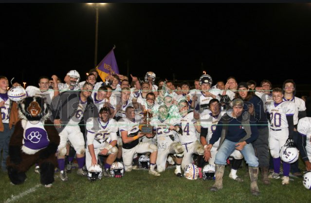 StudSectionBHS's tweet photo. Good Luck tonight to @bhsfball15 as they travel to Columbiana Crestview! #TogetherWeWill https://t.co/S6nKbSnT6H