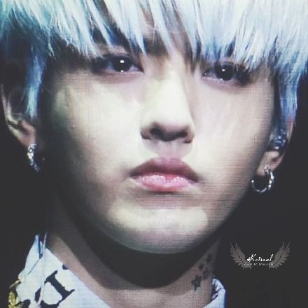 Happy birthday kris wu, may you always continue on this path and have lots of success! stay healthy and happy!!! 