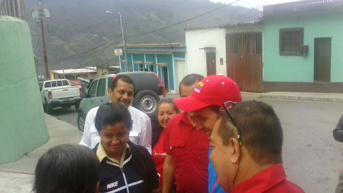<a href="/rodulfohumberto/">Rodulfo H. Pérez H.</a> <a href="/DCMETACHIRA/">DCMETACHIRA</a> <a href="/Vimi3v/">Vilma Vivas</a> <a href="/AlexisC36450594/">Alexis Contreras</a> <a href="/prensazet/">PRENSA ZET</a> DR NESTOR SAYAGO ESCUCHA A LOS ESTUDIANTES UEN AG