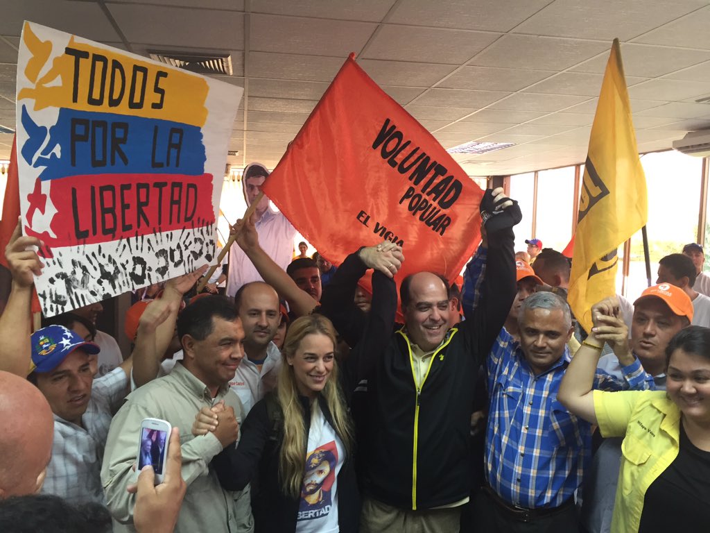 liliantintori's tweet photo. Ya en El Vigía, rumbo a Mérida. Toda Venezuela es Unidad! #PorLaLibertad https://t.co/6PHuwVrauU