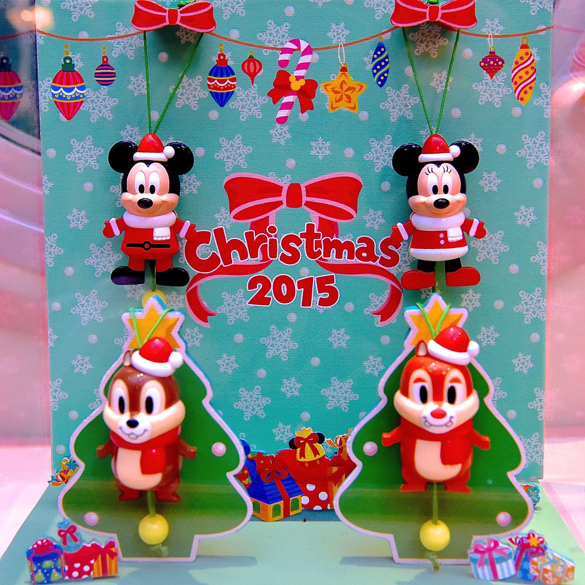 Mezzomikiのディズニーブログ Tdsクリスマス ウィッシュ15のカプセルトイ がちゃがちゃ はサンタ姿のチップ デールたちのおもちゃ ひもを引っ張ると手足が上がります 詳しくは T Co Dyyq94vioo T Co 7d2565mmxw Mezzomikiのディズニーブログ Tdsクリスマス ウィッシュ15のカプセルトイ がちゃがちゃ はサンタ姿のチップ デールたちのおもちゃ ひもを引っ張ると手足が上がります 詳しくは T Co Dyyq94vioo T Co 7d2565mmxw
