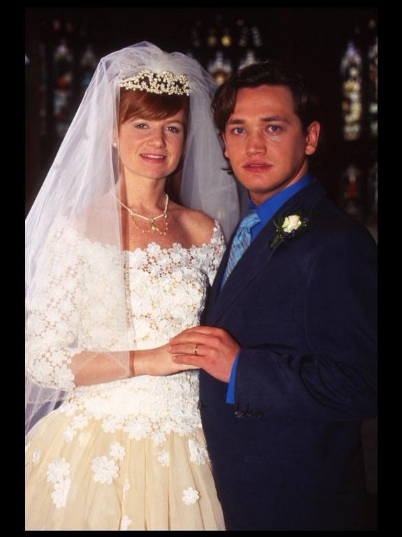 bbceastenders's tweet image. Who remembers when Bianca and Rickaaaaaaay got hitched way back in April 1997?

Aw, bless! #GettingHitched