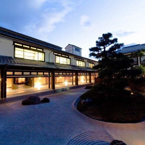 chuangkelvin's tweet photo. 萩温泉郷　萩の宿・常茂恵
＜大正14年創業＞文化と歴史の薫る「萩」の迎賓館で癒しのひと時を�...
https://t.co/4VbXo7V14W https://t.co/nPqHNwMQbv
