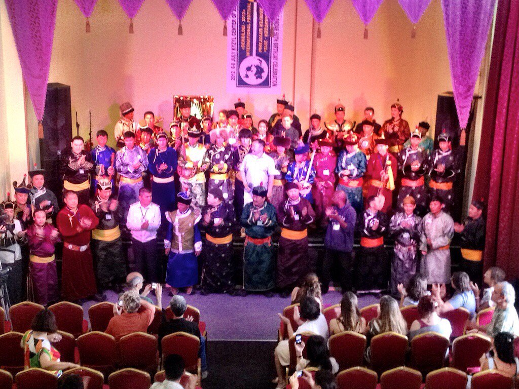 shude_film's tweet photo. The contestants of the international #throatsinging competition. Photo by @myiasmitten #shude https://t.co/npFosaOW9n