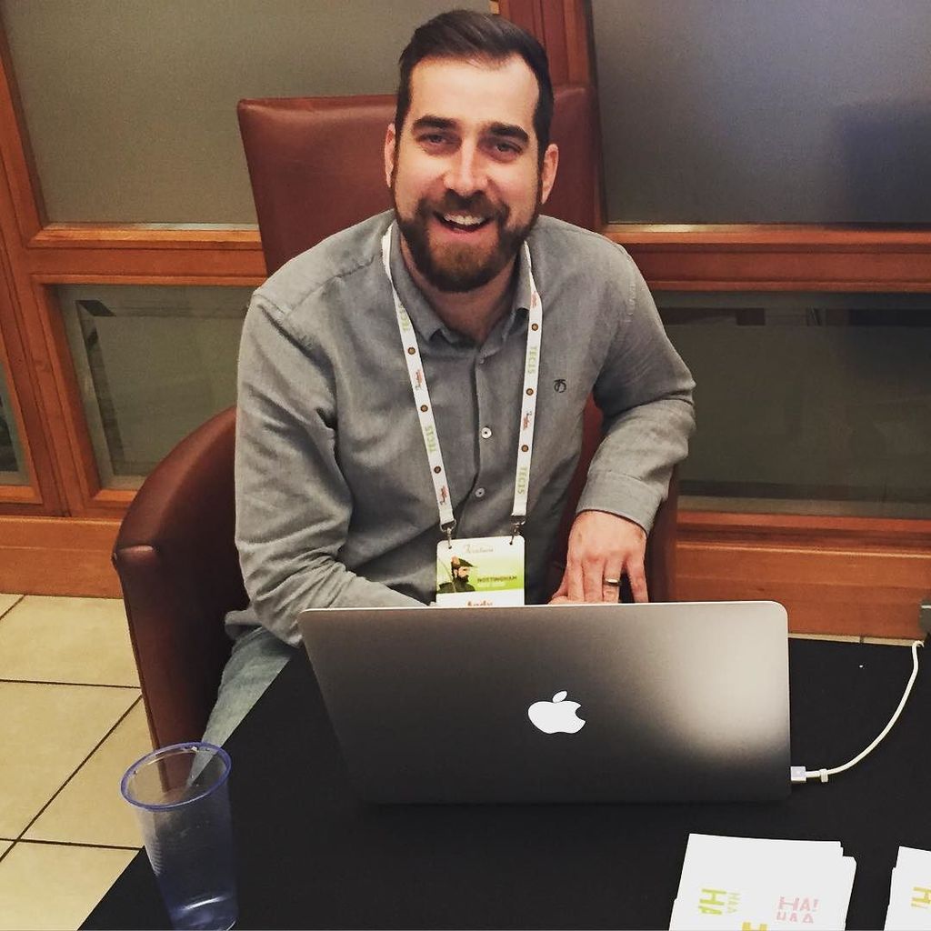 substrakt's tweet photo. Here's @andyhartwell of #substrakt, presenting the approachable face of TNEW integration π #tec15 (by iamsteadman) https://t.co/ewkxifyKWO