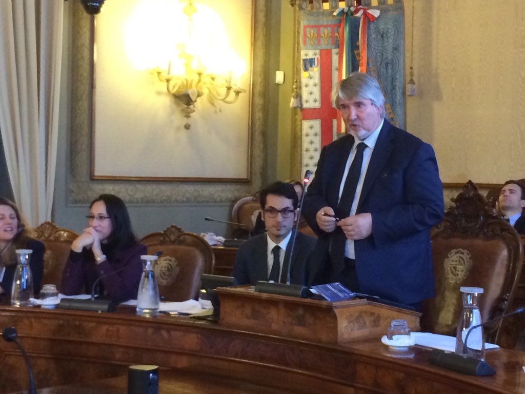 CulturaDem's tweet photo. #InnovationTour Min. @PolettiGiuliano : io credo che una comunità deve avere idee grandi se vuole fare cose grandi https://t.co/3IeSiZHyC3