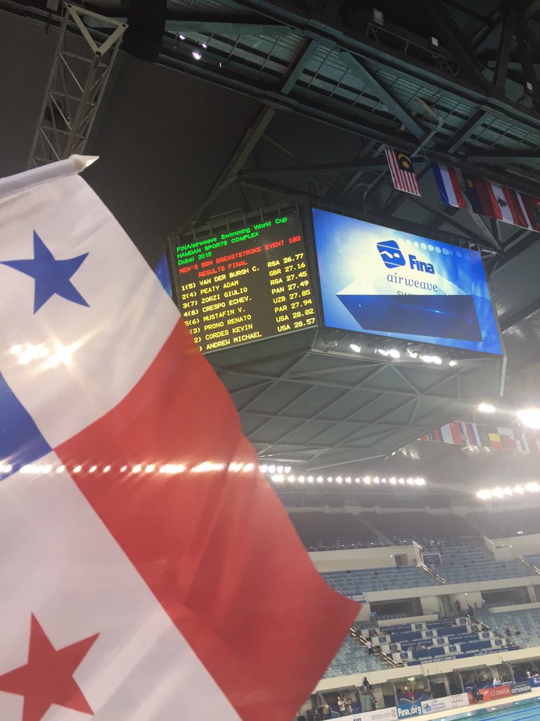 efonsecaw's tweet photo. @EdgarCrespo11 de 4to con un increíble 27.49!!!!!! Mañana los 100m buscando pase a Olimpiadas 2016 #orgullonacional https://t.co/IYcrgiJdU1
