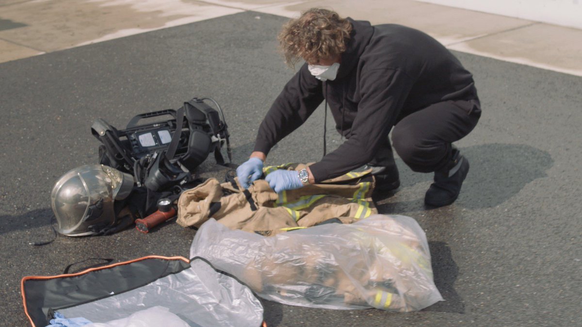 pointer_kroncrv's tweet photo. VIDEO: Brandweer gestart met proef: voortaan in joggingpak terug naar kazerne https://t.co/oP1kA1pS6G https://t.co/jR4F2ER5xU