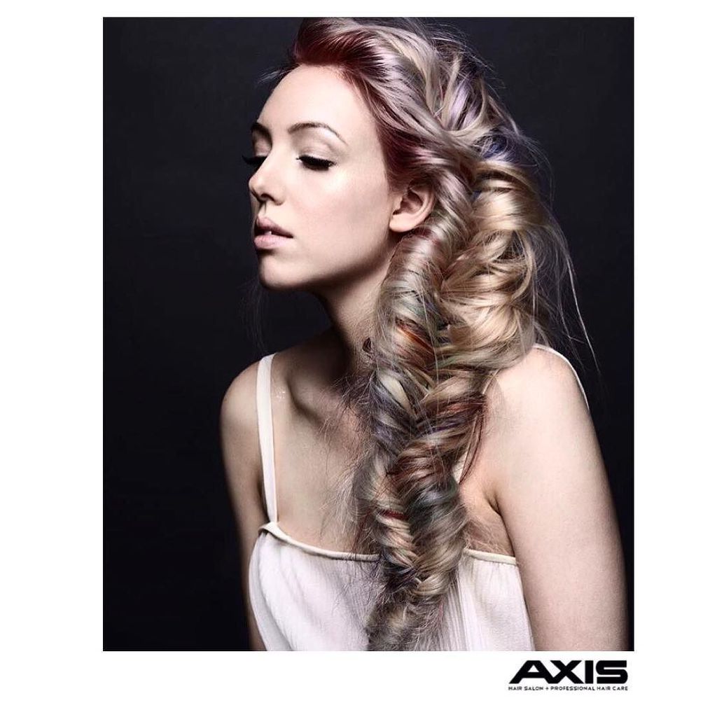 VANCITYsBEST's tweet photo. WOW check out the great photo by @axishair https://t.co/cOnsOmhbYm 👏🏼another pic from our #contessa finalist @hair… https://t.co/qAkR6yNtNq