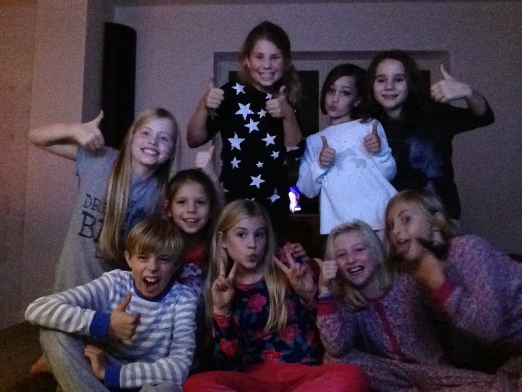 nicbae's tweet image. #ikkijkK3 10 K3 fans!!