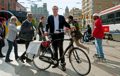 bloomcloser's tweet photo. Dust off that bicycle! Why Older Americans Should Give Up Their Cars https://t.co/sypy7LFYWM via @aarp https://t.co/QhDf6RrfhJ