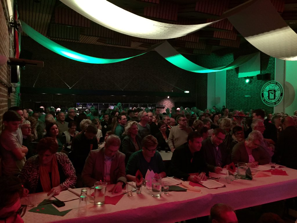 Gezellig in de Boew!! #vollebak Gelaens Vastelaovesleedjes Konkoer