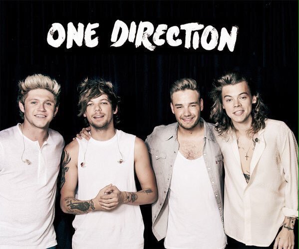 AndaluciaFor1D's tweet photo. Foto exclusiva de los chicos 😍 #1DHistory https://t.co/DrL67Umjnb