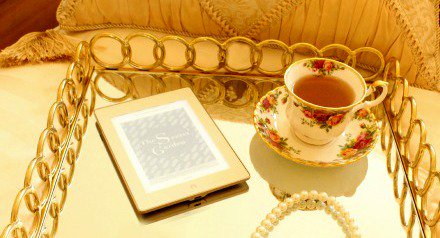 StyleDecor's tweet image. The first ever #waterproof #NOOKeReader #GlowLightPlus Read in Sun! #NoGlareScreen #sp  ooh.li/83a5072