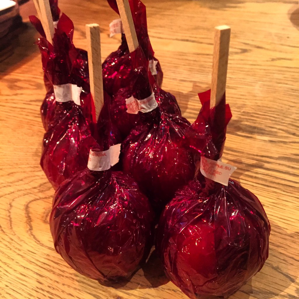 DukesHeadPutney's tweet photo. Post #FireworkParty #toffeeapples https://t.co/b6yGrW1aNA