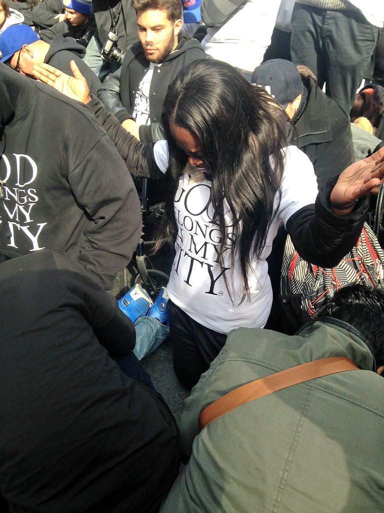 inkduncan1's tweet image. This is the cure to this corrupted world.. #SurrenderItAll #HesListening #GreatestPower🙏🏾